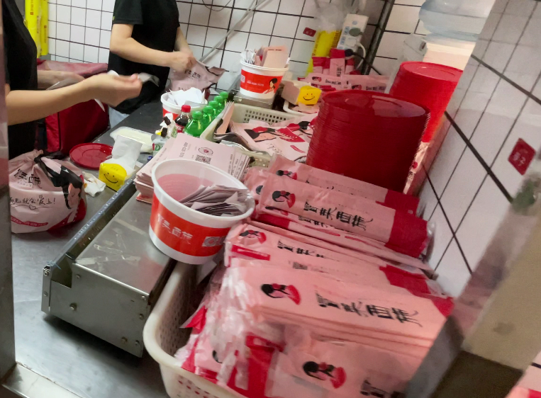 乡镇冒菜加盟店经营情况